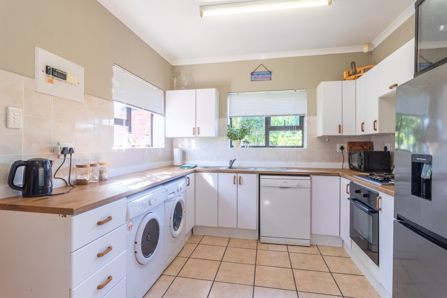 3 Bedroom Property for Sale in Seafield Eastern Cape